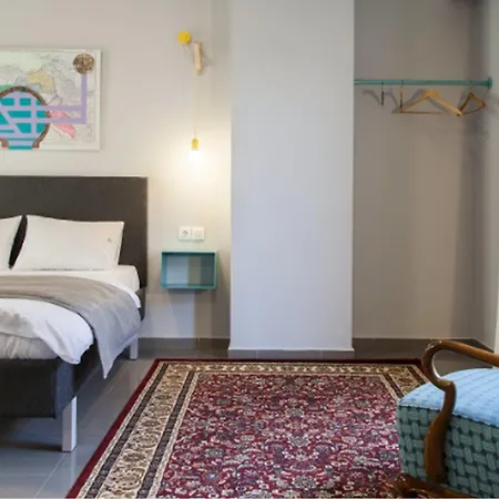 The Caravan Apartment *