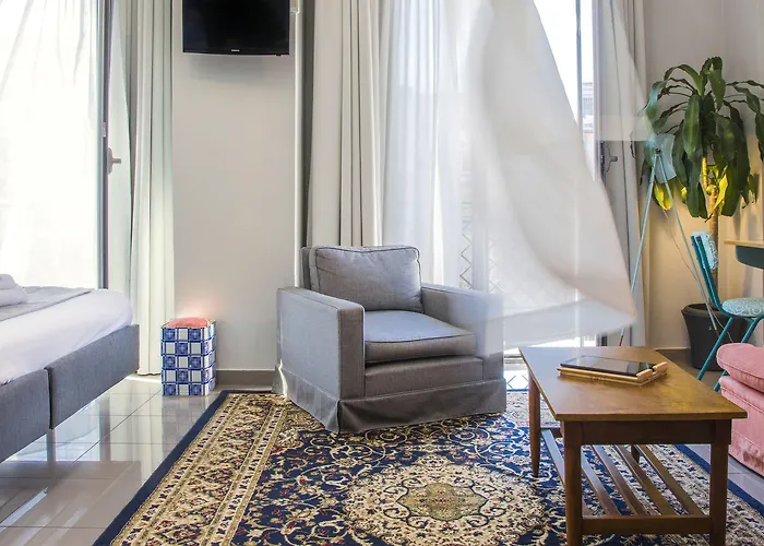 The Caravan * Salonic