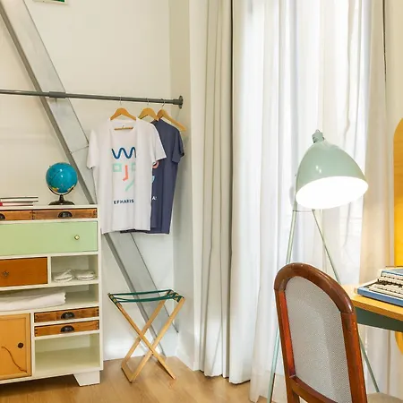 The Caravan 테살로니키