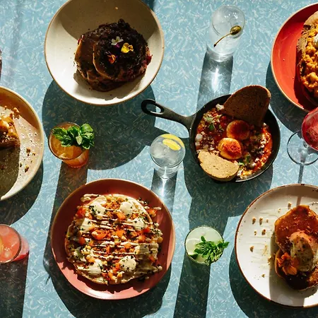 The Caravan * 테살로니키